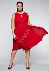 Zmysłowa czerwona sukienka plus size na komunie, chrzest
