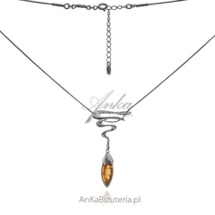 Srebrny naszyjnik z bursztynem elegancki kobiecy naszyjnik z bursztynem