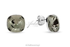 Kolczyki srebrne swarovski busso w kolorze black diamond.