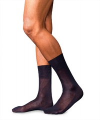 Eleganckie skarpety jedwabne falke no.4 kolor granatowy 45-46