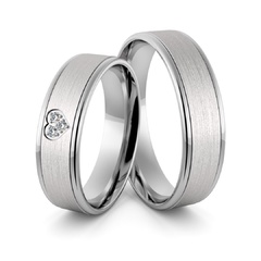 Obrączki srebrne z sercem i cyrkoniami swarovski - wzór ag-366