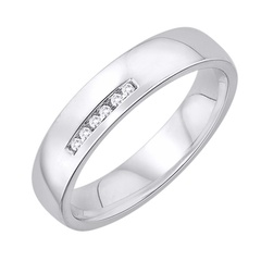 Staviori obrączka. 6 diamentów, szlif brylantowy, masa 0,03 ct., barwa h, czystość si2. białe złoto 0,585. szerokość 4 mm. grubość 1,5 mm.  dostępne inne kolory złota.   