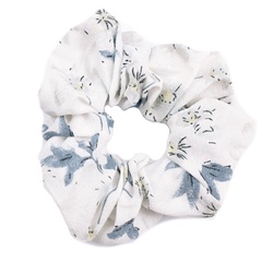Gumka do włosów biała frotka scrunchies kwiaty 