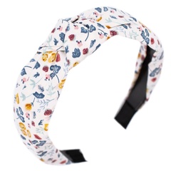 Opaska do włosów biała kwiaty pin up turban węzeł