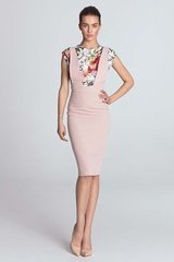 Różowa ołówkowa elegancka sukienka z szelkami