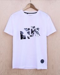 T-shirt perspective white