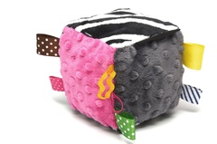 Kostka sensoryczna in garden cocobirds jasny róż