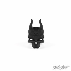 Pierścionek rogue & wolf lilith skull ring