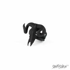 Pierścionek rogue & wolf ram skull ring