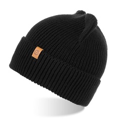 Modna czapka na zimę cz13 9930-black