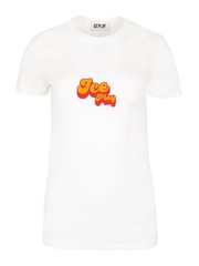 T-shirt ice play