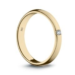 Staviori pierścionek. 1 diament, szlif brylantowy, masa 0,05 ct., barwa g, czystość si1. żółte złoto 0,585. szerokość 2 mm.   
