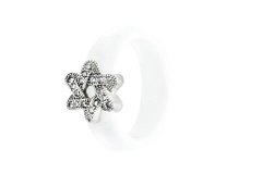 Ceramiczny biały pierścionek ze srebra gwiazda dawida pcs102b