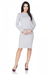 Jasnoszara klasyczna uniwersalna bluza z dzianiny